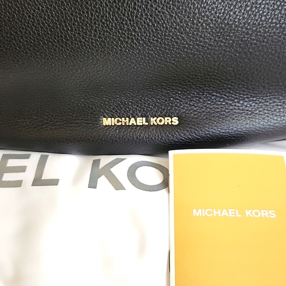 NWT MICHAEL KORS Classic Lydia Large Pebbled Leather Black Hobo Shoulder Bag - Picture 3 of 13